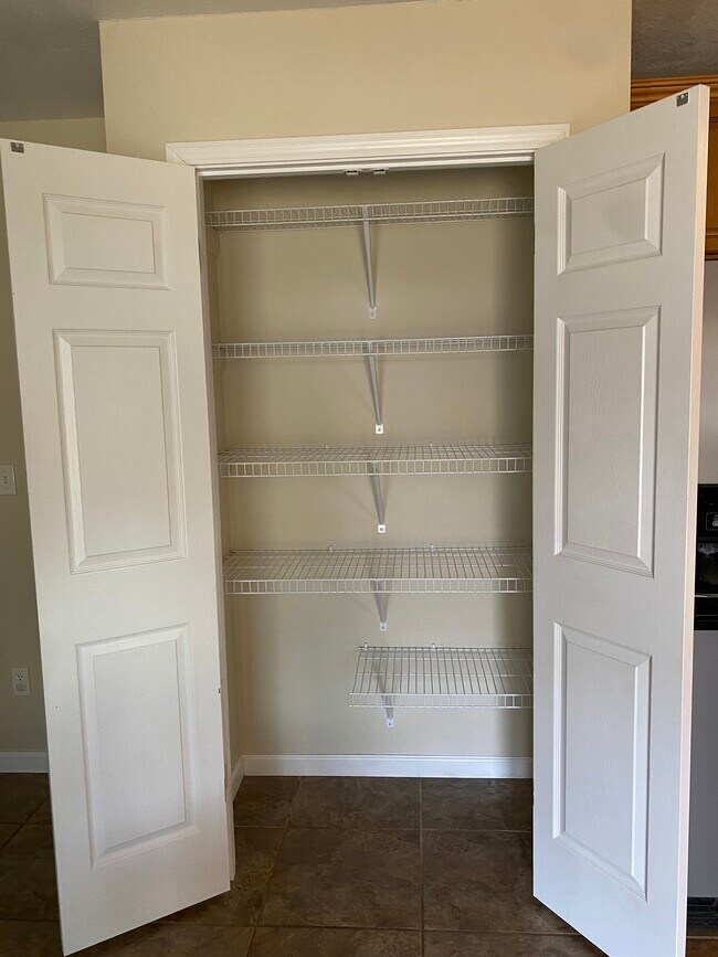 Foto del edificio - 2506 Franklin Dr