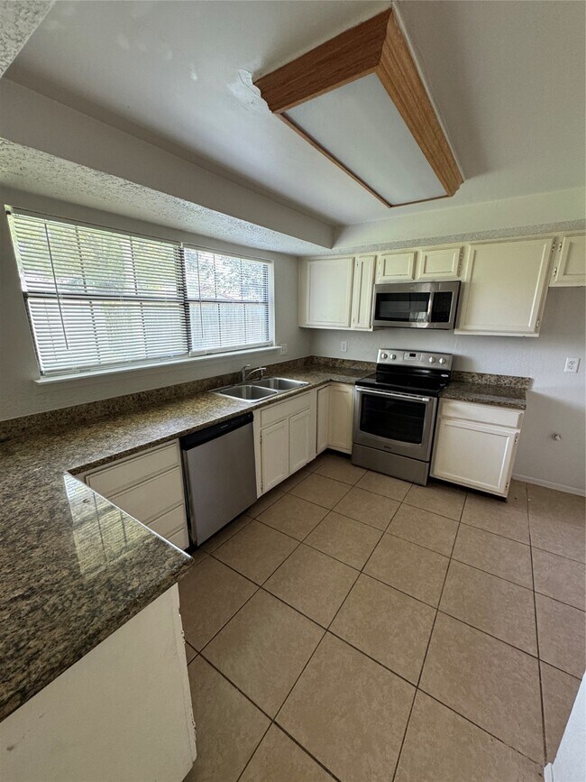 Foto del edificio - 8622 Upperbrook St