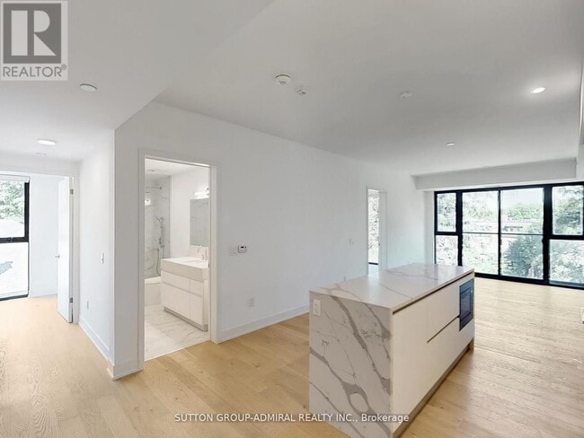 Building Photo - 200 Keewatin Ave