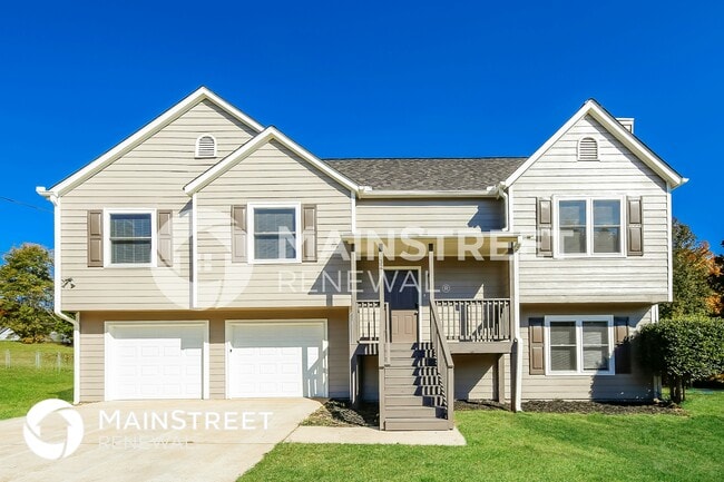 Building Photo - 32 Emerald Pines Ln