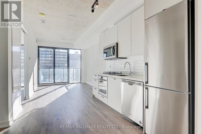 Building Photo - 55 Ontario St