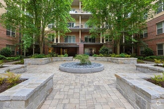 Building Photo - 200 River Vista Drive