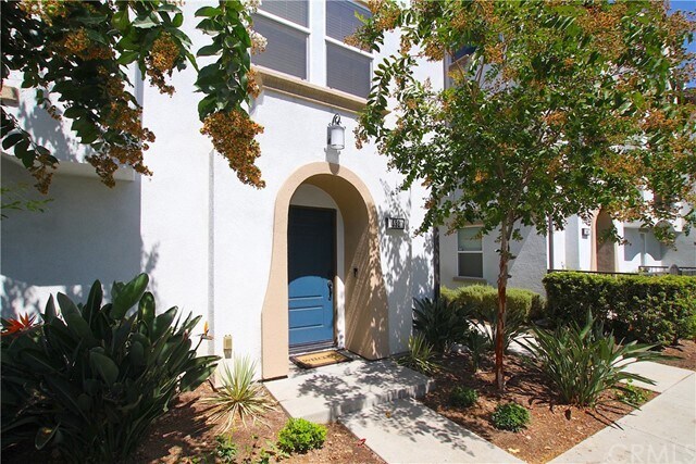 Building Photo - 552 Calle Estrella