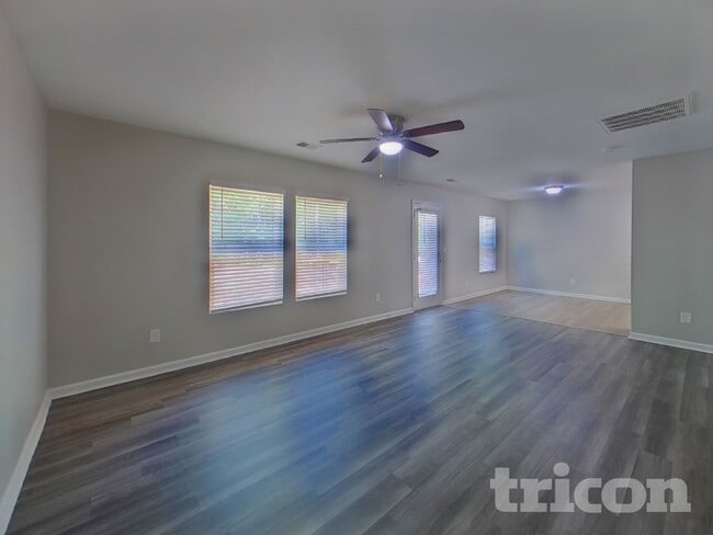 Building Photo - 318 Cedar Ridge