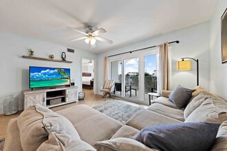 Building Photo - 928 Whelk Ct