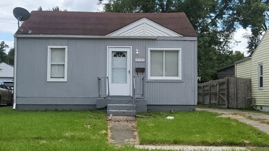 Building Photo - 3701 Whitney Ave