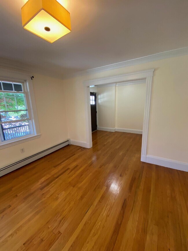 Foto del edificio - 324 Walden St