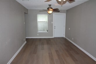 Building Photo - 5400 Sheldon St