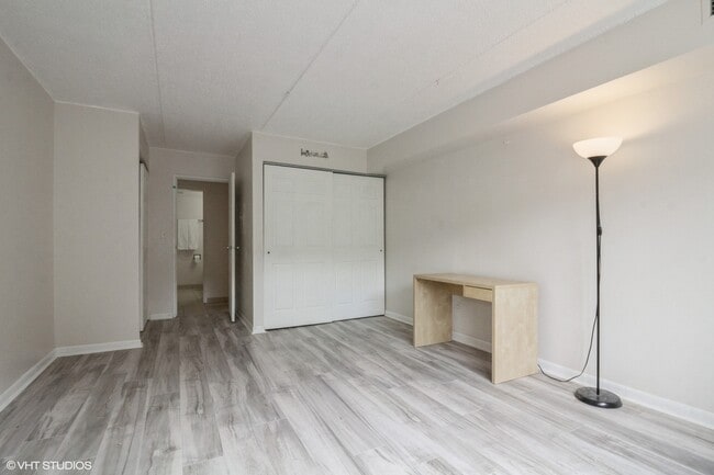 Building Photo - 5S 66 Pebblewood Ln