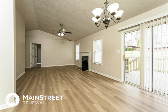 Building Photo - 1 Savannah Ln