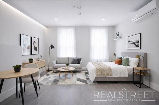 Building Photo - Brand New 1 Bed w Full Kitchen Amenities in Prime Crown Heights
