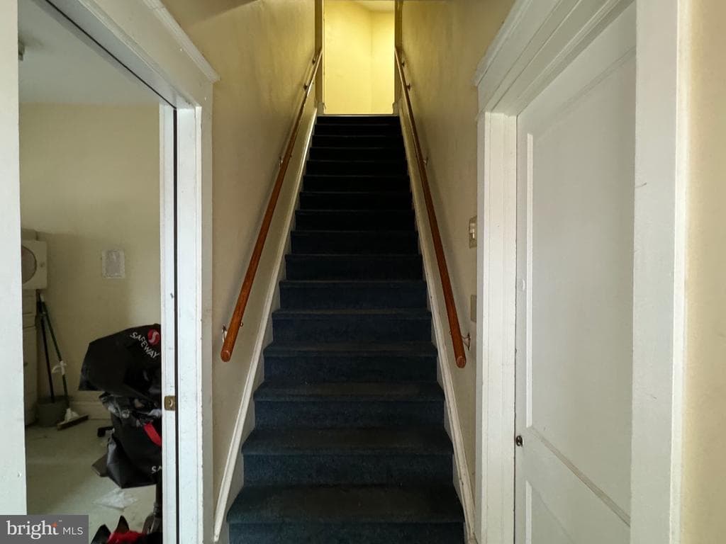 130 N Broadway Unit 3, Pennsville Township, NJ 08070 Room for Rent in Pennsville Township, NJ