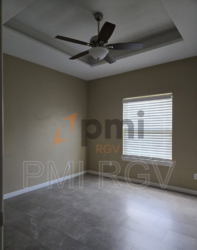 Foto del edificio - 2003 Sahara St