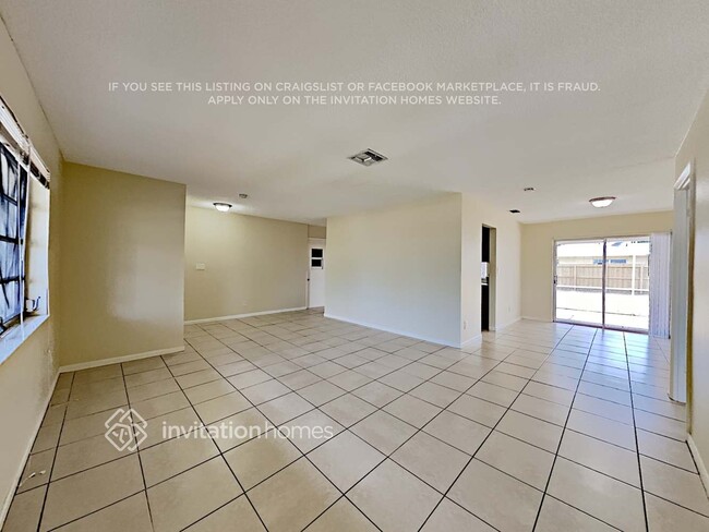 Building Photo - 2605 SW 84th Terrace