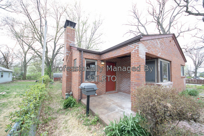 Building Photo - 2129 N Warson Rd