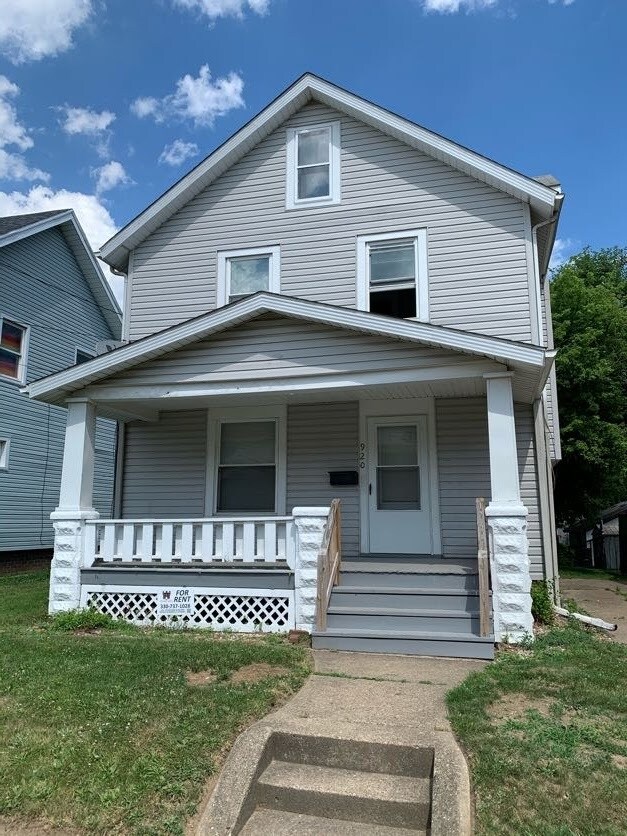 Three bedroom one bathroom home for rent House for Rent in Canton, OH