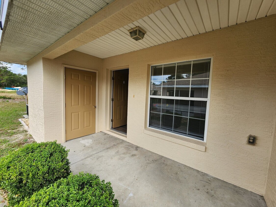 16111 SW 35th Court Rd Unit 4, Ocala, FL 34473 Room for Rent in Ocala