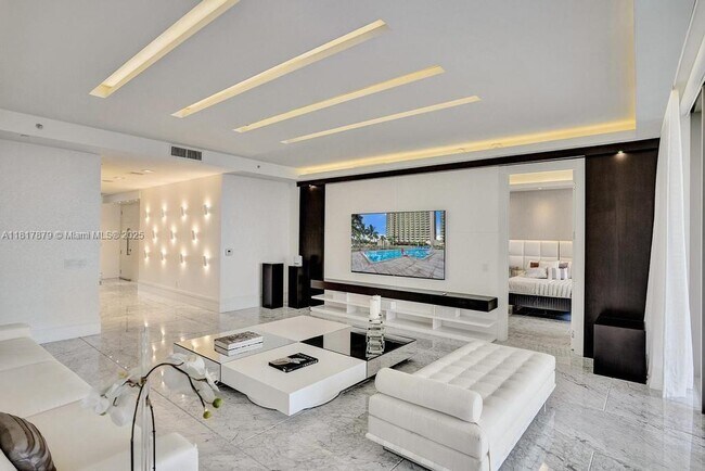 Foto del edificio - 9705 Collins Ave