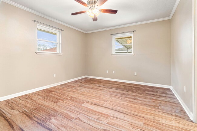 Foto del edificio - 5332 David Dr