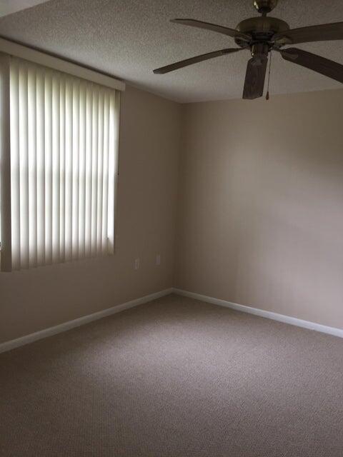 Foto del edificio - 3507 Village Blvd