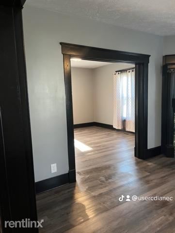 Building Photo - 3 br, 1.5 bath House - 217 Elm Street
