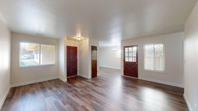 Foto del edificio - 173 Wayside Dr