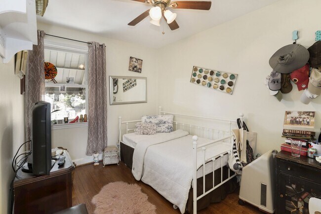 Foto del edificio - 1647 FORT DAVIS PL SE