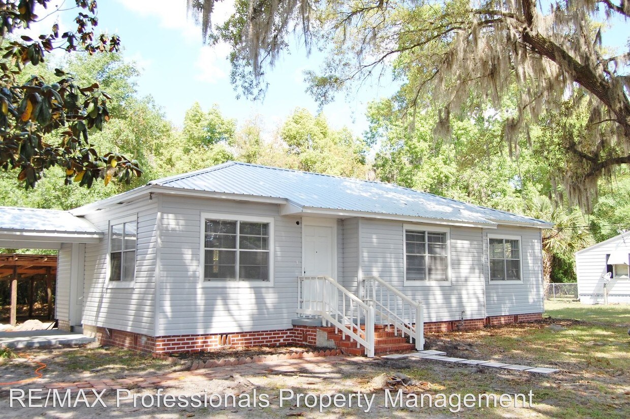 Primary Photo - 3 br, 1 bath House - 336 SW Alamo Drive