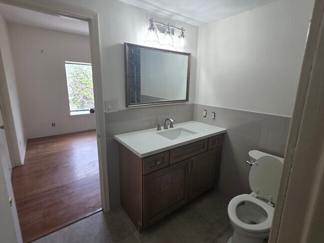Foto del edificio - 2207 S Braeswood Blvd