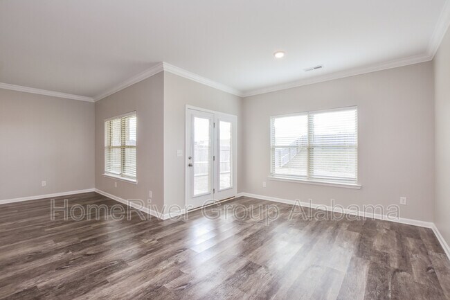 Building Photo - 14813 Norfleet Dr