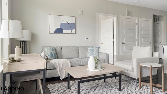 Building Photo - 6025 Riverview Rd SE