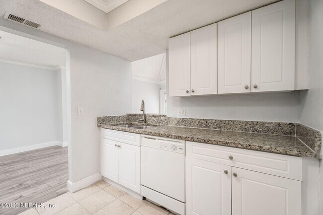 Foto del edificio - Gated Community