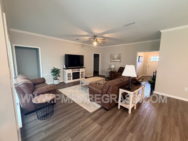 Foto del edificio - 538 Ridgeland Rd