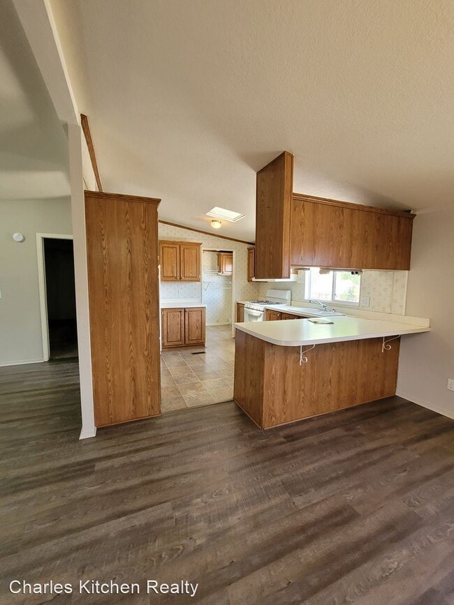 Building Photo - 3 br, 2 bath House - 427 Feldspar
