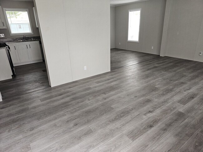 Foto del edificio - 855 W Jefferson St
