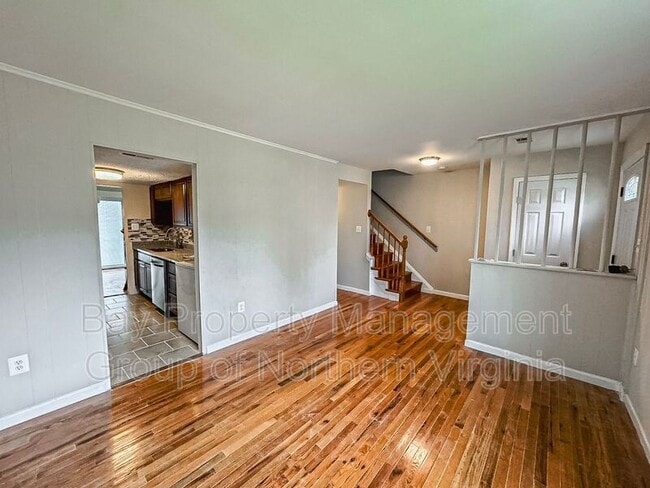 Building Photo - 2505 Sedgewick Pl