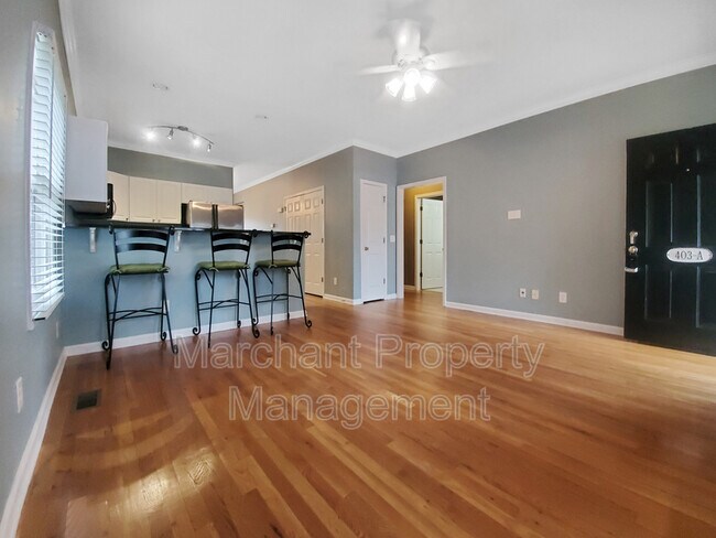 Building Photo - 403a W Faris Rd