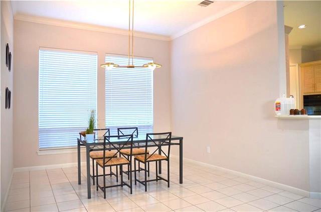Foto del edificio - 5128 Quail Lake Dr