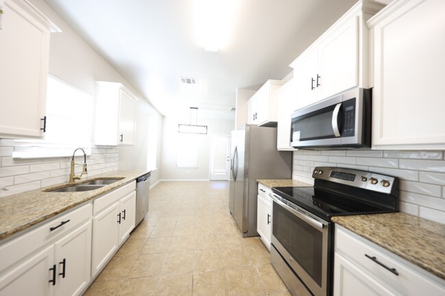 Foto del edificio - 509 Curtis Dr