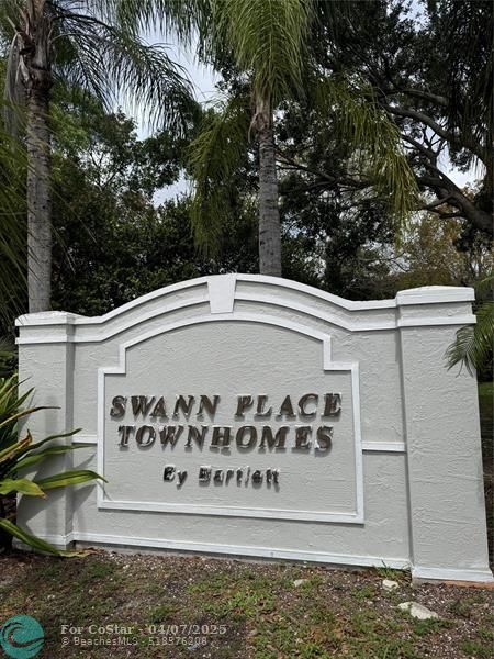 Foto del edificio - 7473 Tam Oshanter Blvd