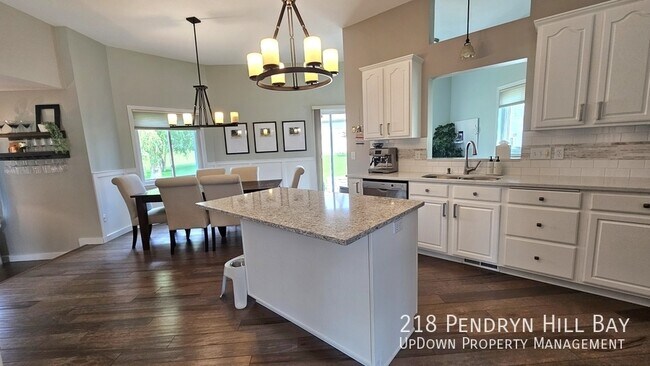 Building Photo - 218 Pendryn Hill Bay