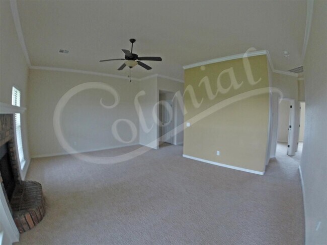 Foto del edificio - AVAILABLE SOON!