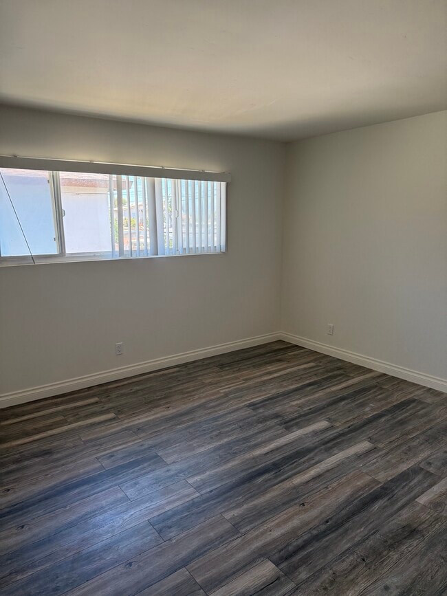 Building Photo - 13582 Arizona St