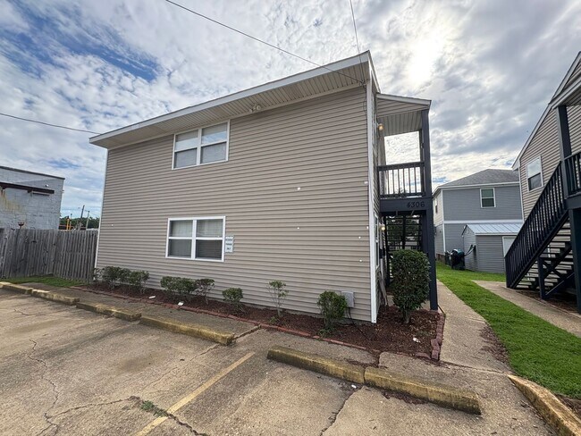 Building Photo - KIL4306-BH