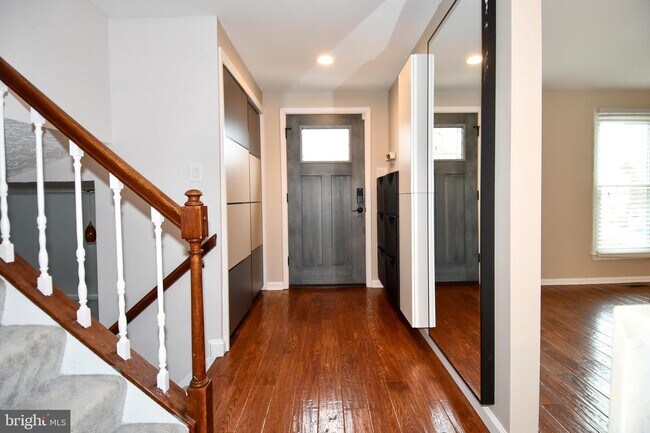 Foto del edificio - 8844 Mourning Dove Ct