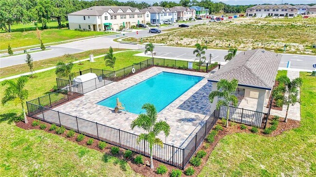 Foto del edificio - 4147 Collegiate Blvd