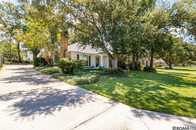Foto del edificio - 11918 Spring Meadow Dr