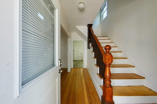 Foto del edificio - 13 Kilburn Ct
