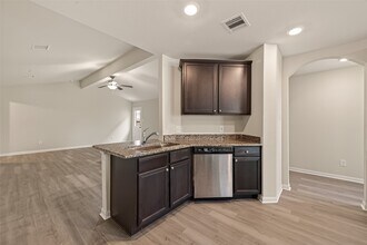 Building Photo - 20611 Bauer Moonlight Dr