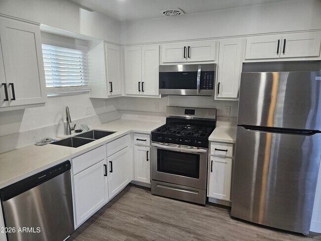 Foto del edificio - 780 W Coolidge St